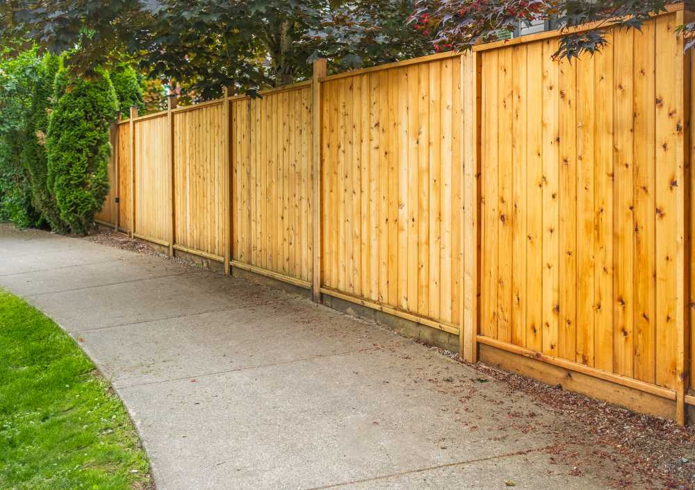 Maintaining cedar fence from rotting